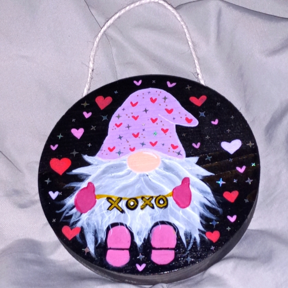 Valentine ❤️‍🔥 gnome handpainted plaque